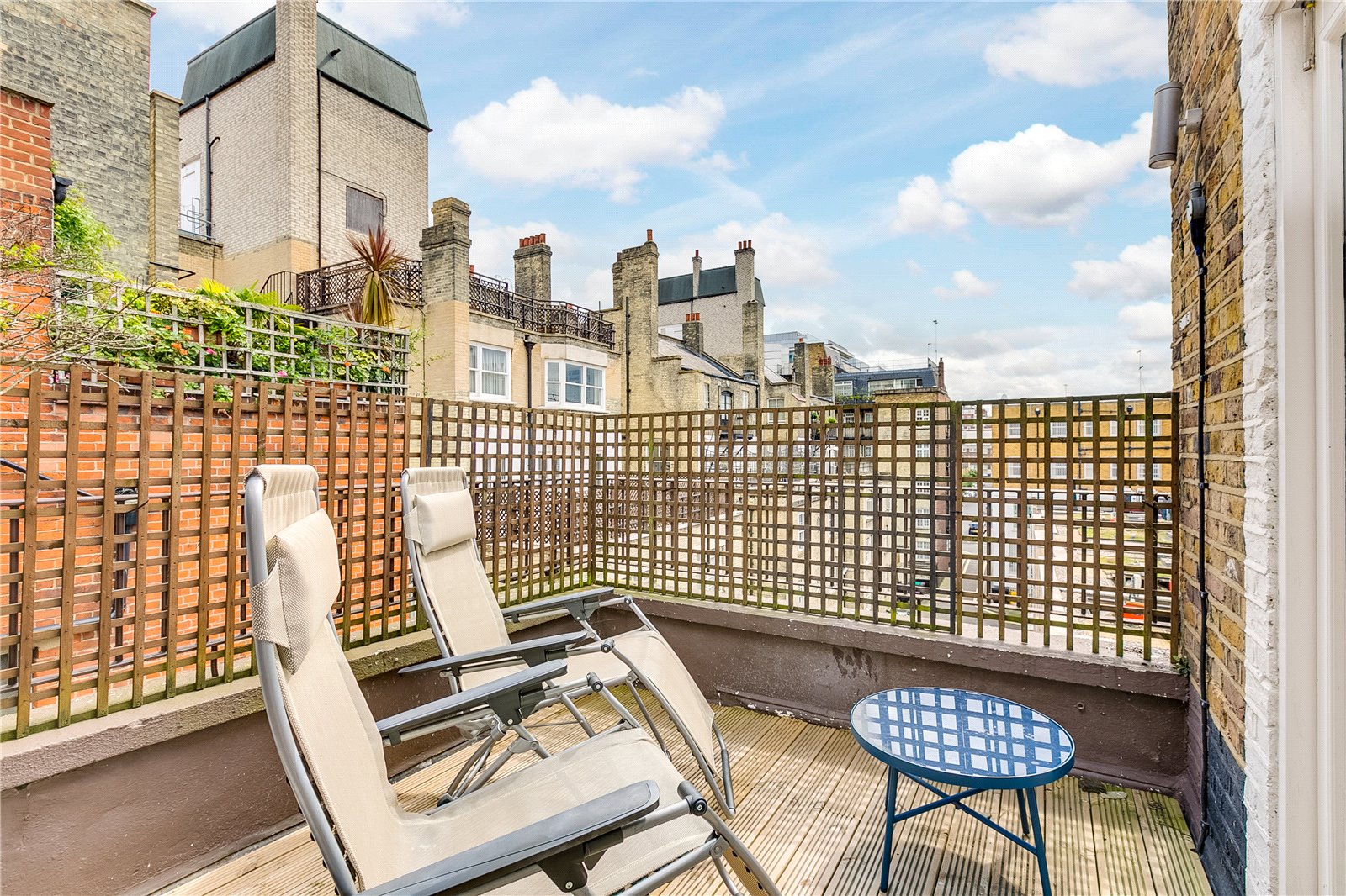 Outside space- roof terrace 